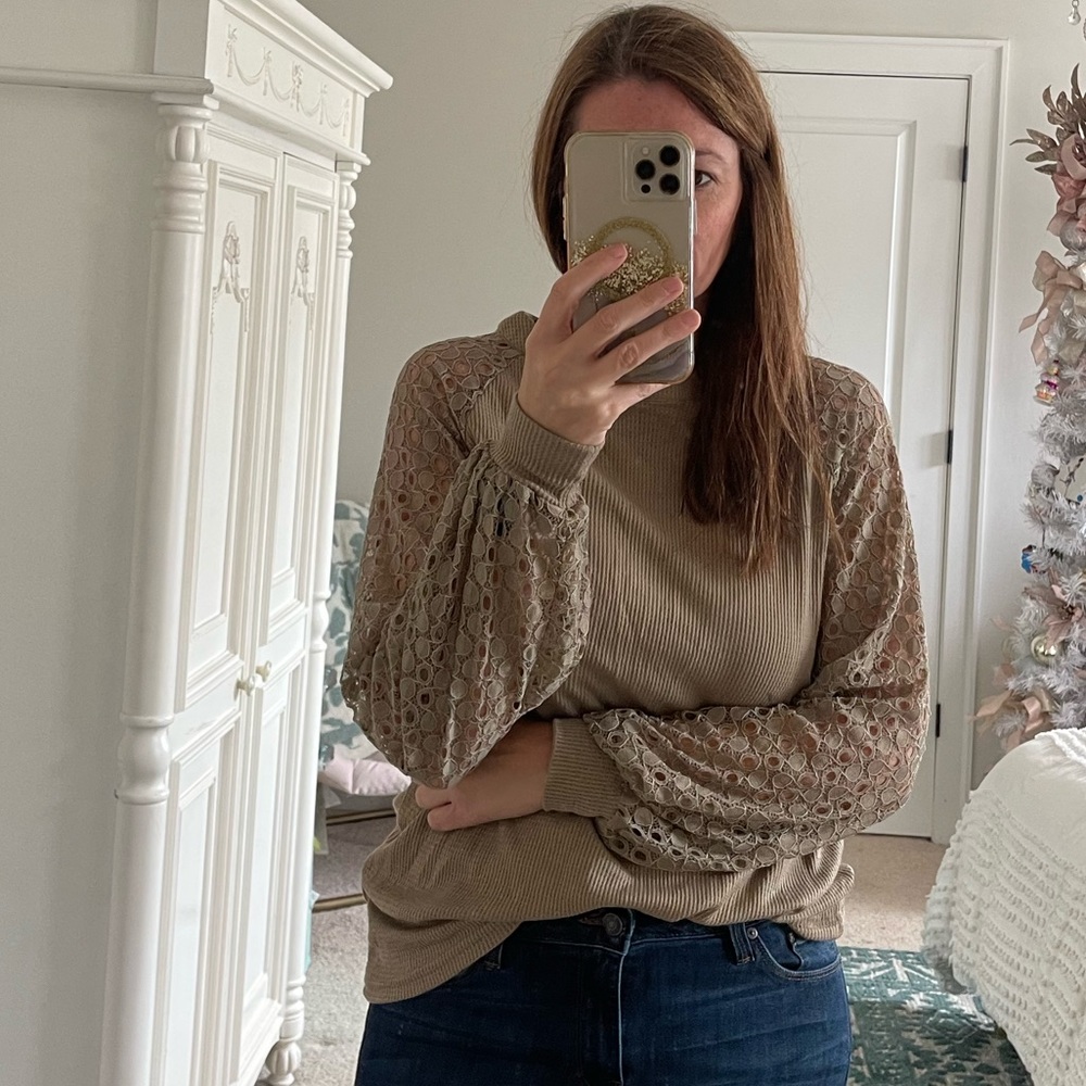 Taupe top Miholl